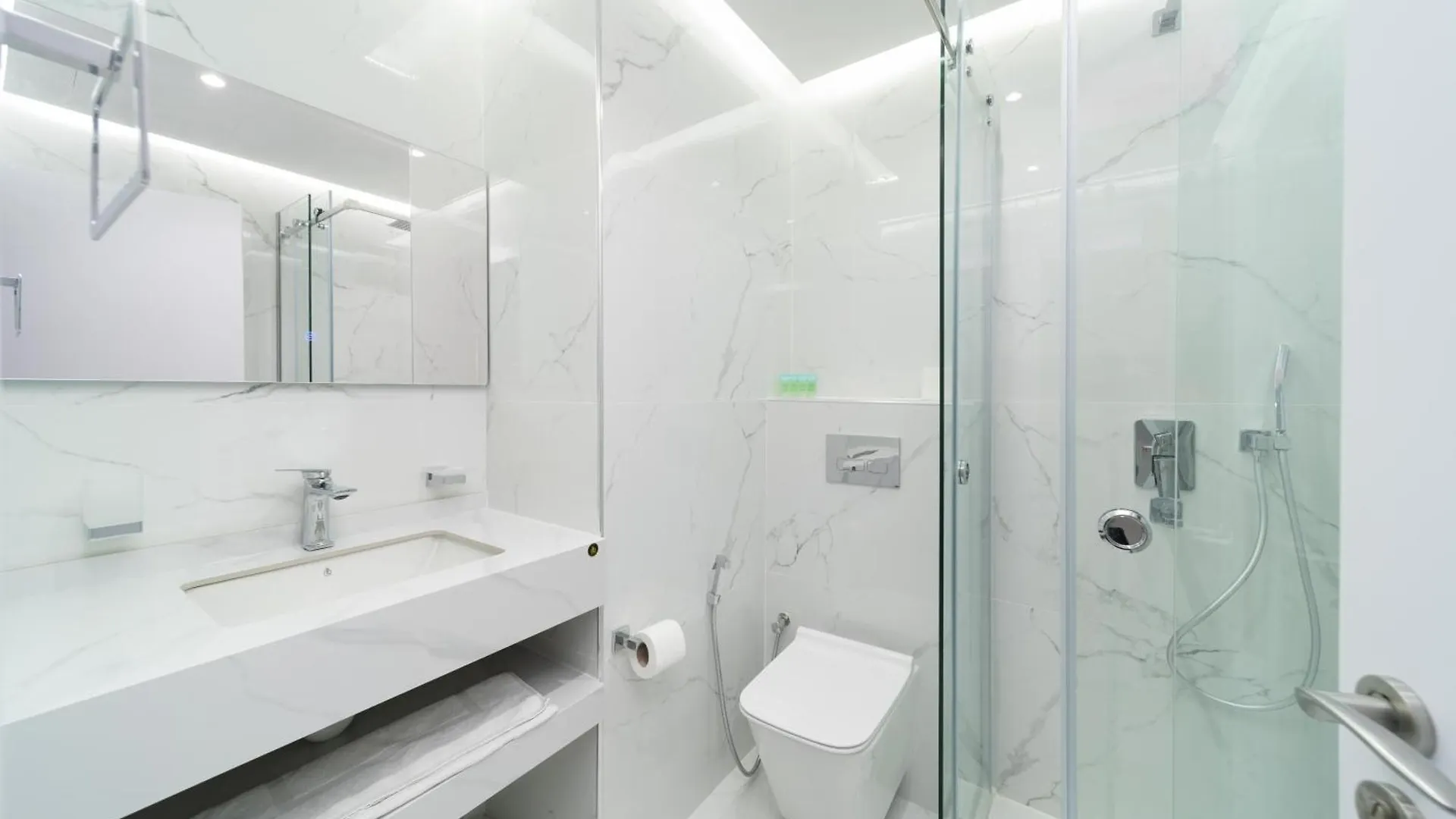 Jbr Beach Walk Apartment Front Sea Amazing View Dubai